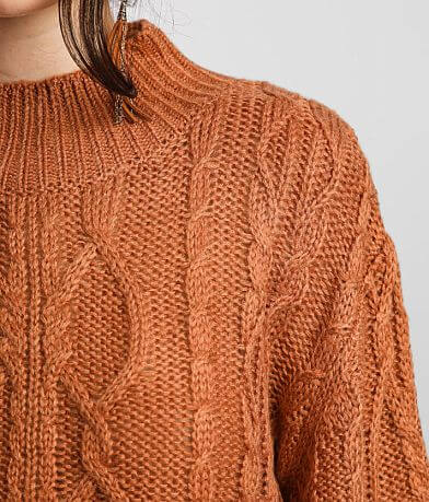 Vigoss Cable Knit Cropped Sweater MISC_DETAIL_1