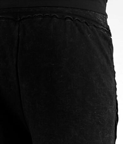 Affliction Walk Of Life Short back pocket view