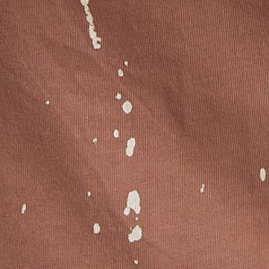Raw Umber