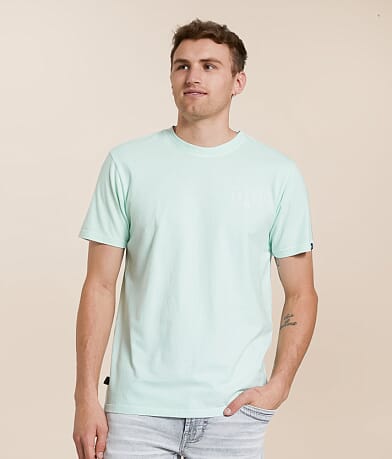 Veece Navagio T-Shirt front view