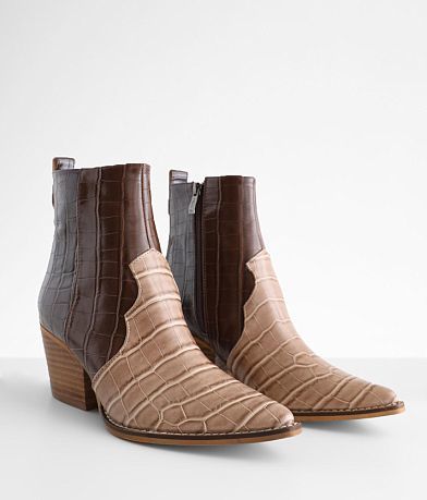 ARider Girl Delite Crocodile Print Ankle Boot MISC_DETAIL_1