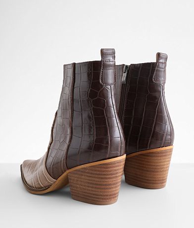 ARider Girl Delite Crocodile Print Ankle Boot MISC_DETAIL_2