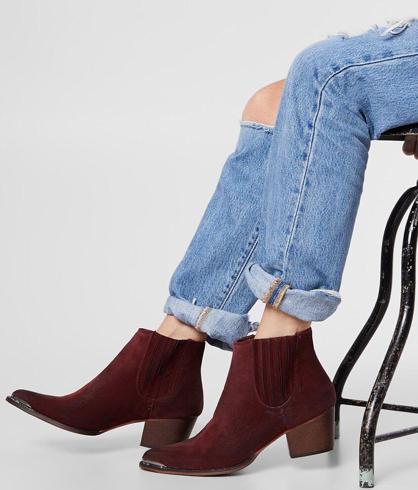 averil women's arcadia leather heeled ankle boots