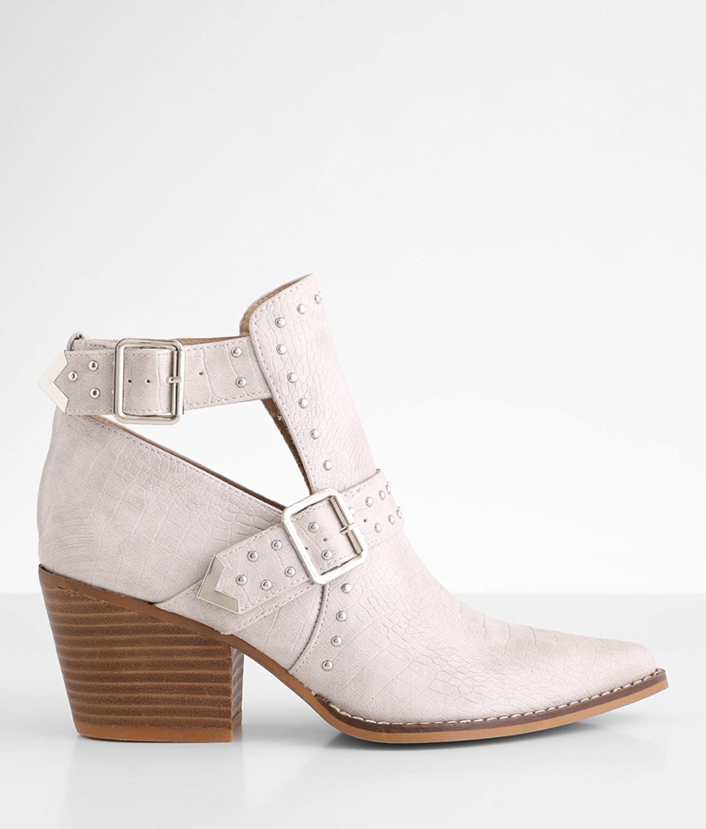 ARider Robin Cut-Out Ankle Boot - Women's Shoes in Sunny Brown