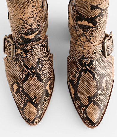 ARider Girl Robin Cut-Out Ankle Boot MISC_DETAIL_4