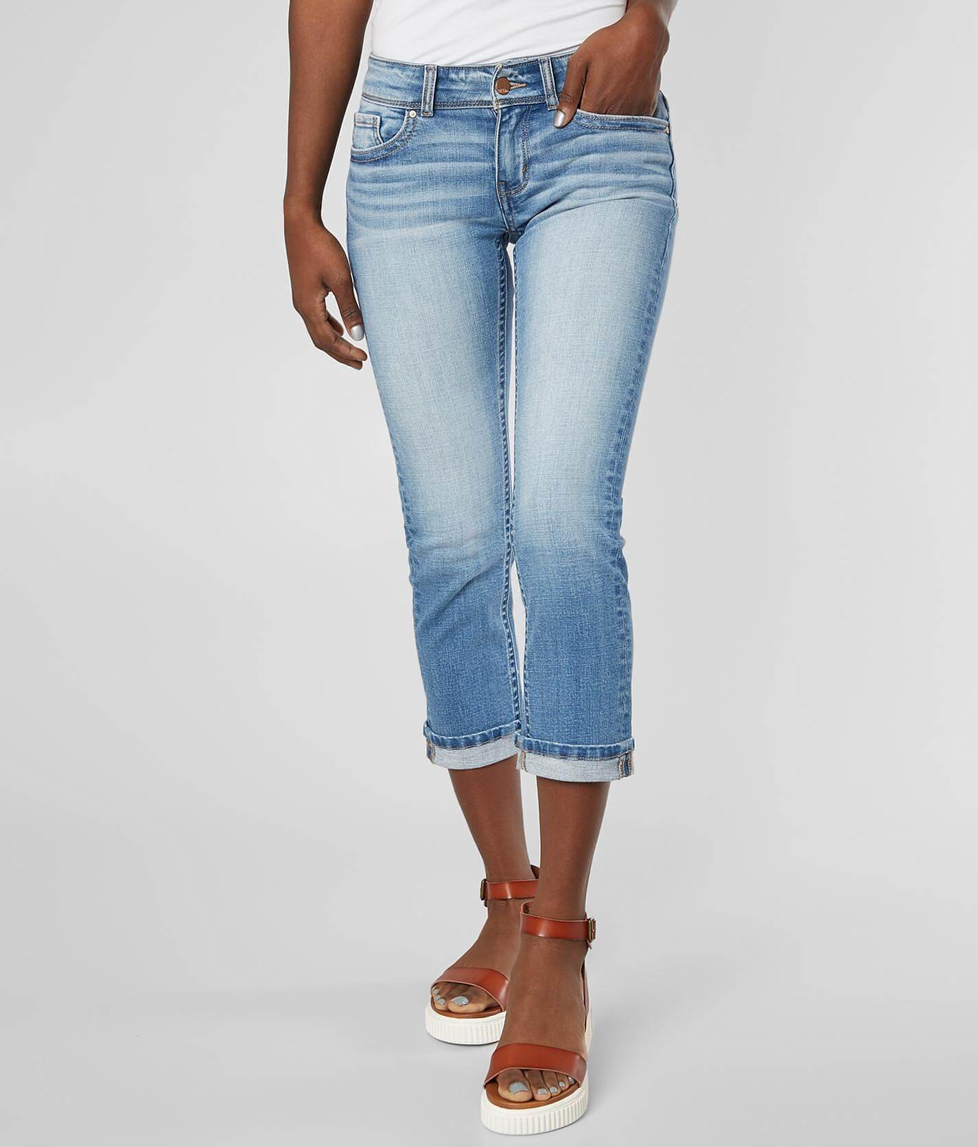 low rise denim capris