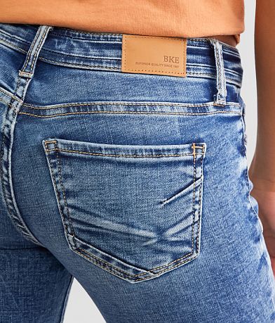 BKE Stella Cuffed Stretch Capri Jean BACK_POCKET