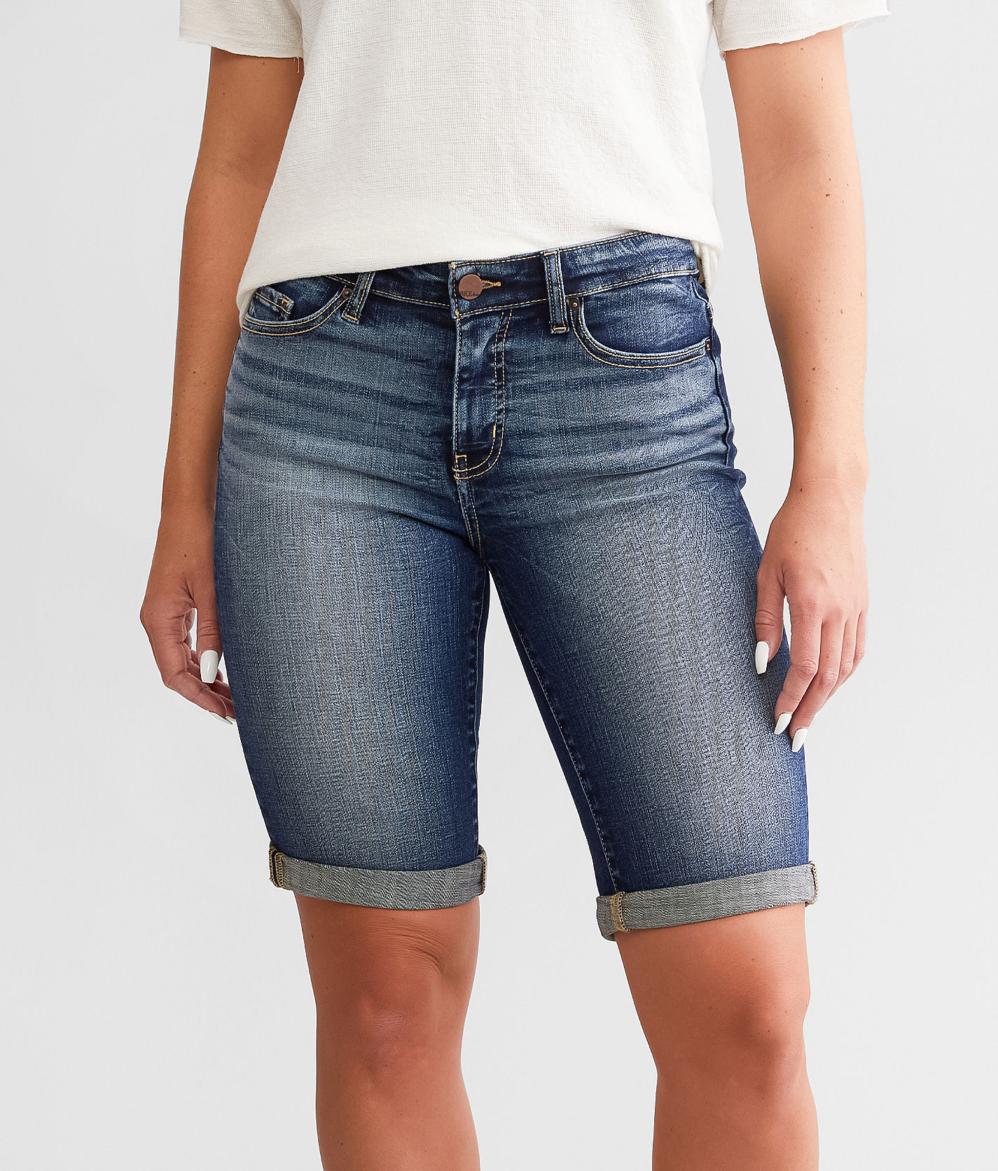 BKE Payton Bermuda Stretch Cuffed Short - Women display picture 3