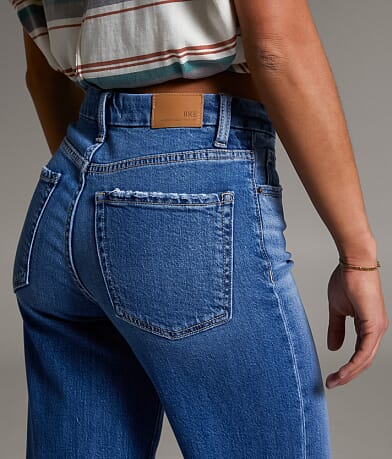 BKE Billie Wide Leg Stretch Jean back pocket view