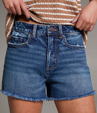 BKE Billie Stretch Short misc detail 1 view