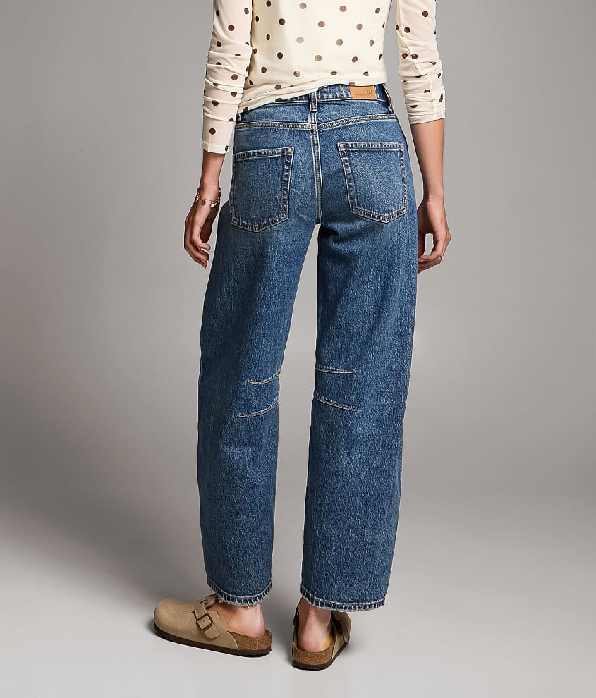 Taylor Low Slung Baggy Horseshoe Stretch Jean thumbnail 4