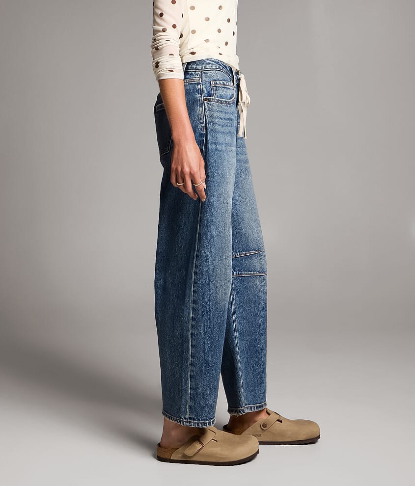 Taylor Low Slung Baggy Horseshoe Stretch Jean thumbnail 3