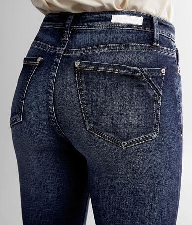 Buckle Black Curvy Mid-Rise Cuffed Stretch Capri Jean BACK_POCKET