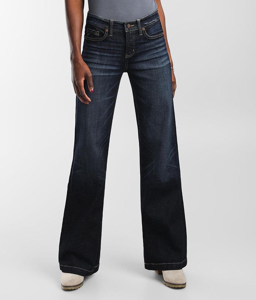 Your Ultimate Guide To Women's Buckle Black Jeans - Threads