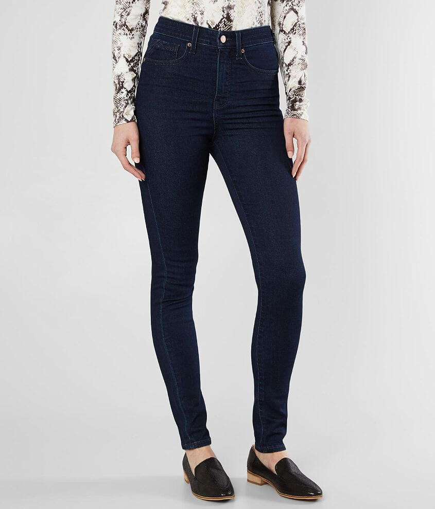 Sculpted High Rise Skinny Jean