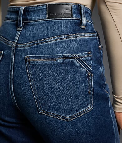 Buckle Black Fit No. 75 Classic Straight Stretch Jean - Women's Jeans ...