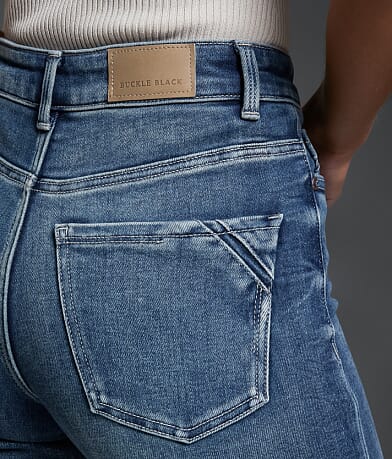 Buckle Black Fit No. 35 Wide Leg Stretch Cuffed Jean back pocket view