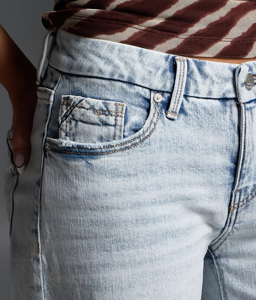 Fit No. 17 Low Slung Wide Leg Stretch Jean
