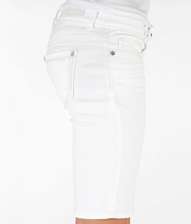 Daytrip Leo Bermuda Stretch Short right detail view