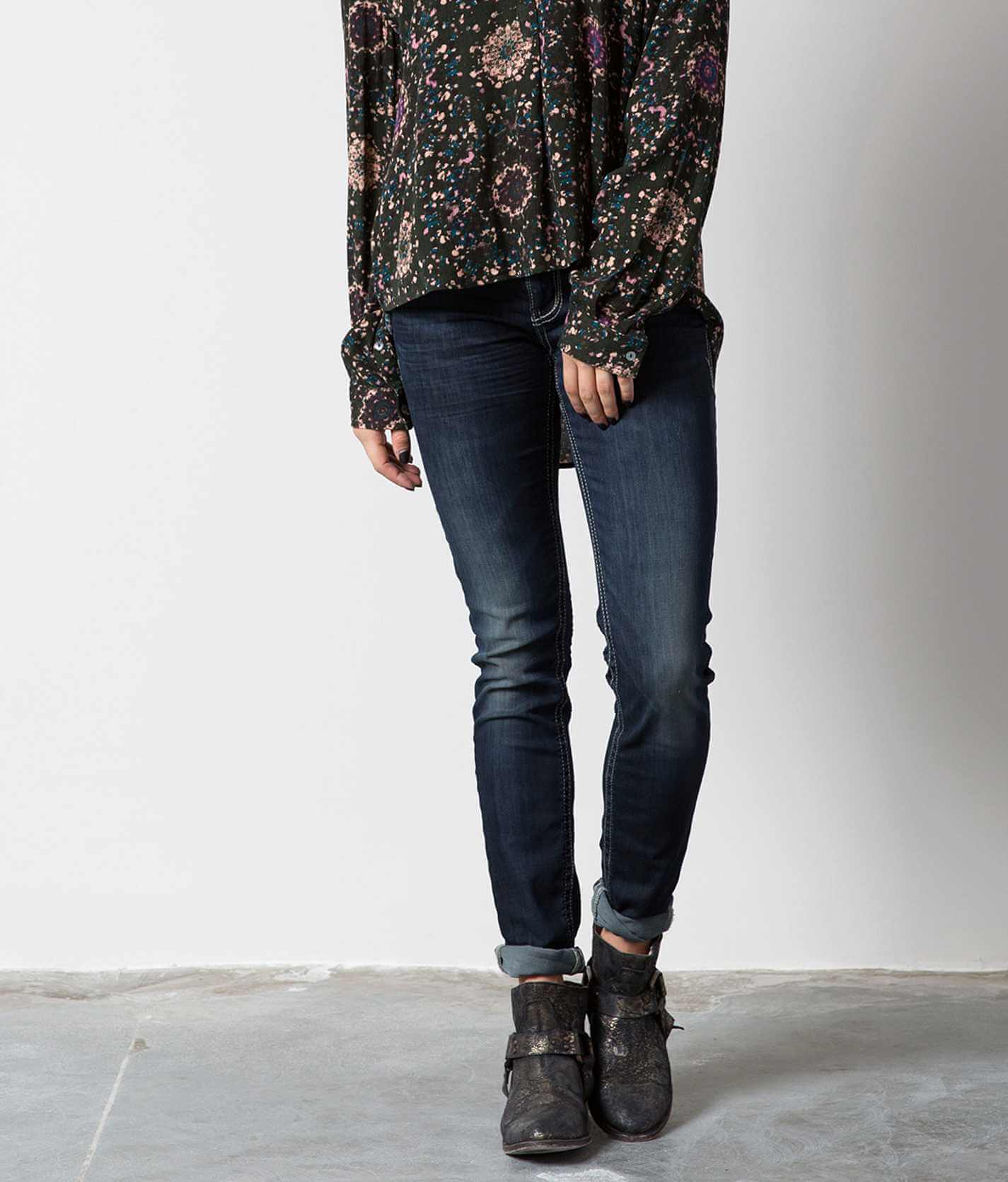 buckle black jeans size chart