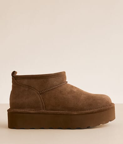Bearpaw Retro Super Shorty Platform Leather Ankle Boot front view