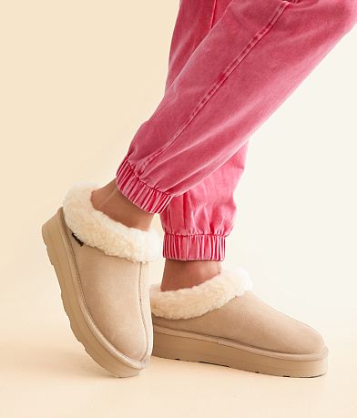 Bearpaw Brynne Platform Suede Slipper MISC_DETAIL_5