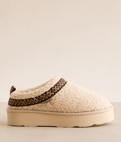 Bearpaw Snuggle Adora Slipper front view