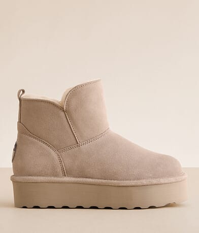 Bearpaw Retro Daisty Platform Leather Ankle Boot front view