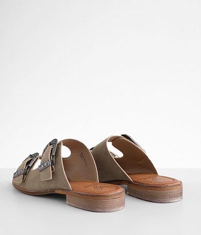Beast Fashion Alice Sandal - Women's Shoes in Taupe | Buckle