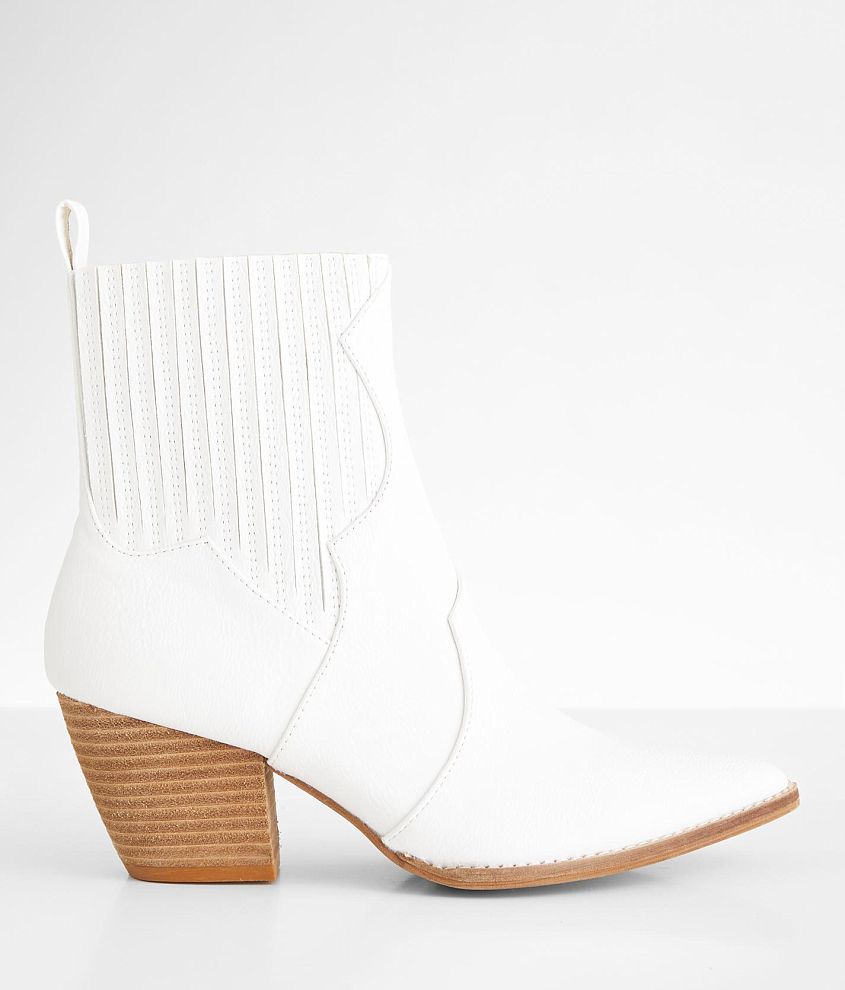 Beast Fashion Arisa Ankle Boot Women s Shoes in White Buckle