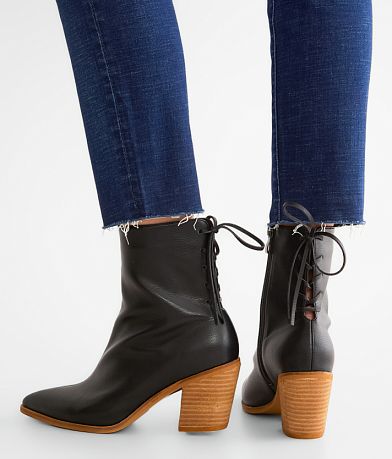 Beast Fashion Aster Ankle Boot MISC_DETAIL_5