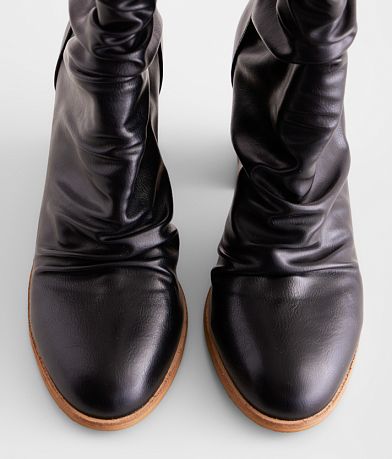 Beast Fashion Ciena Slouchy Boot MISC_DETAIL_3