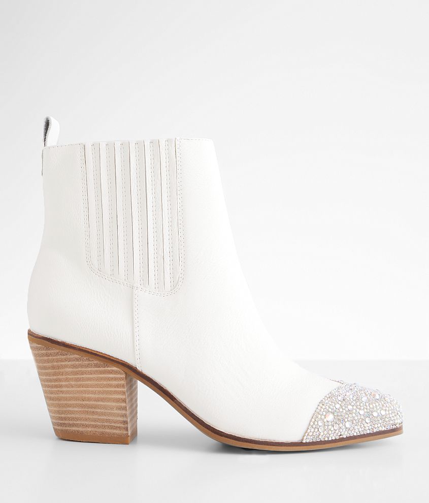 Beast Fashion Deanna Ankle Boot - Women's Shoes in White | Buckle