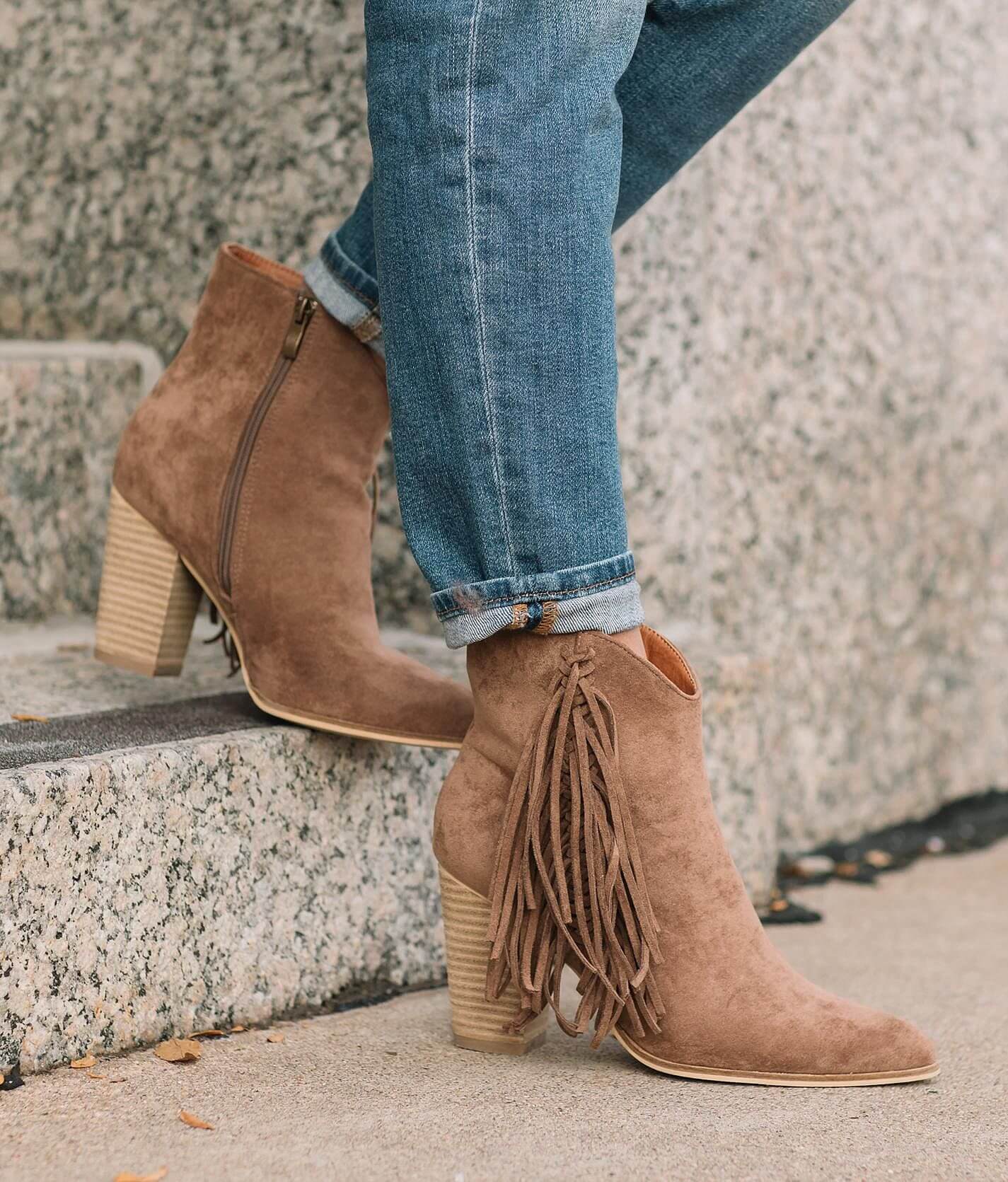 Ladies fringed 2025 ankle boots