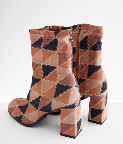 Beast Fashion Julianna Color Block Ankle Boot misc detail 3 view