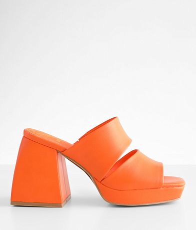 Beast Fashion Lucy Sandal front view