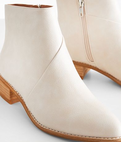 Beast Fashion Nelson Ankle Boot misc detail 4 view