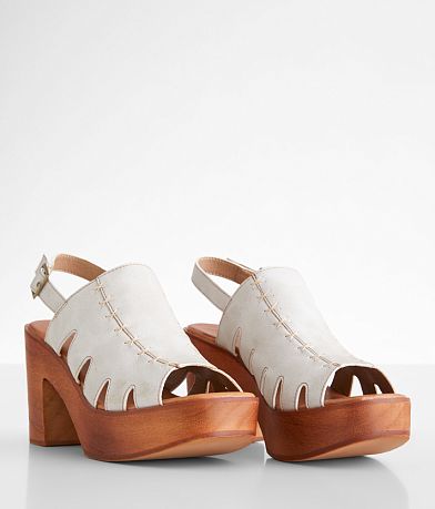 Beast Fashion Presley Heeled Sandal misc detail 1 view