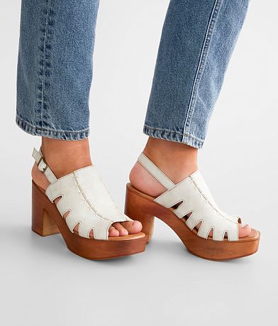 Beast Fashion Presley Heeled Sandal misc detail 5 view