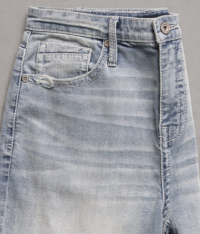 Wells Baggy Stretch Short