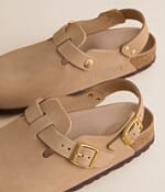 サンダル BIRKENSTOCK SS25 'Tokio' sabots (1029496 SANDCASTLE) Birkenstock 1029496 Unisex SAND CASTLE Sandals - Zuklat