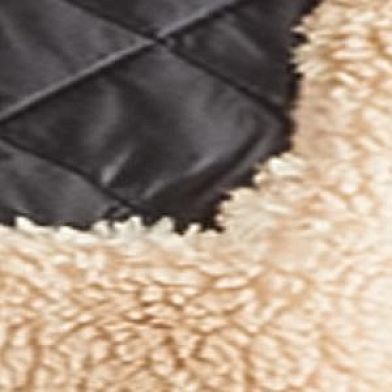 Meteorite Black Macadamia