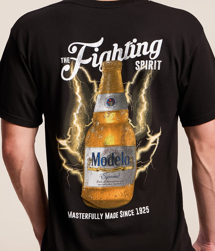 Modelo Lightning T-Shirt