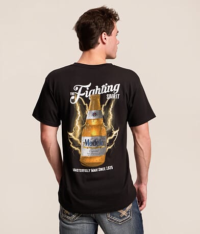 Modelo Lightning T-Shirt