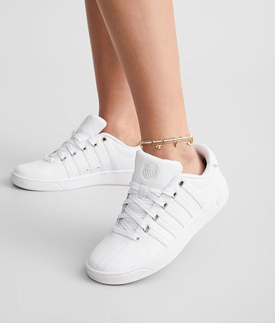 boutique by BKE 3 Pack Butterfly Ankle Bracelet Set front view