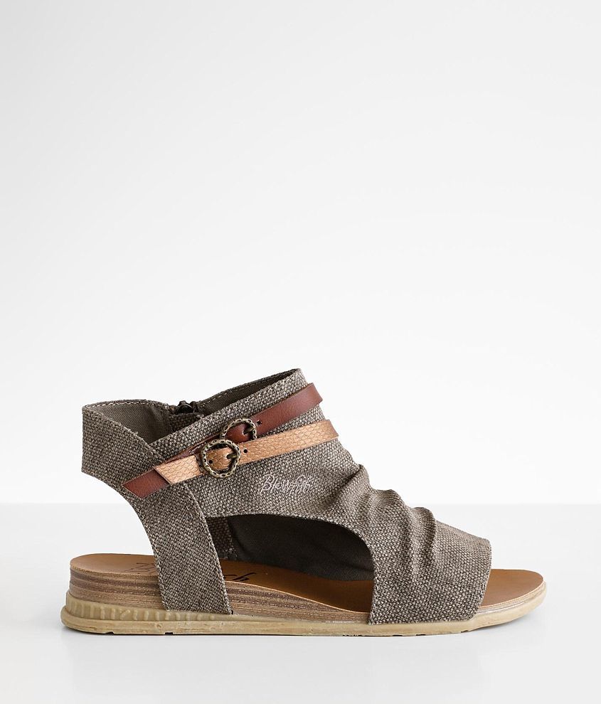 Blowfish Malibu Boxie Hooded Sandal Women s Shoes in Brn Rancher