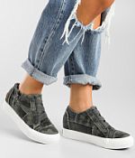 Blowfish Malibu Mamba Wedge Sneaker Women's Shoes in Grey Camo