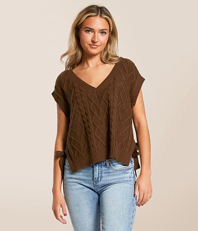 Blu Pepper Cable Knit Boxy Sweater front view