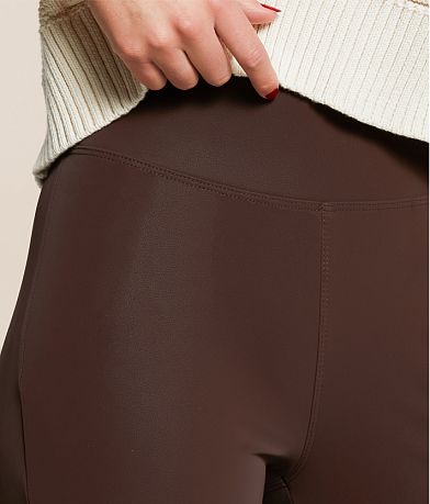 Buckle Black Pull-On Legging misc detail 1 view