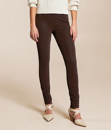 Buckle Black Pull-On Legging front view